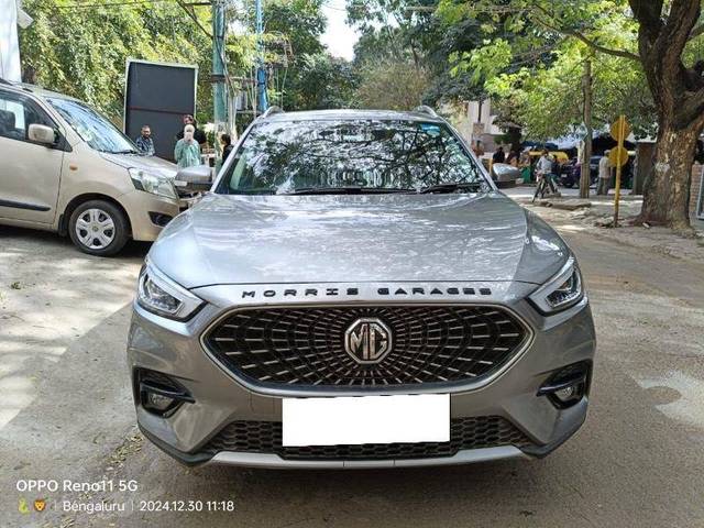 https://images10.gaadi.com/usedcar_image/4327304/original/69edb29fd89e64eb695010ac69eac523.jpg?imwidth=6400