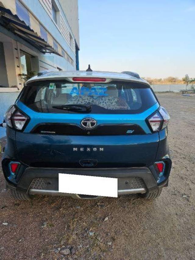 https://images10.gaadi.com/usedcar_image/4327394/original/61ceadc02a66bcb4d8dd35c94721ce3a.jpg?imwidth=6401