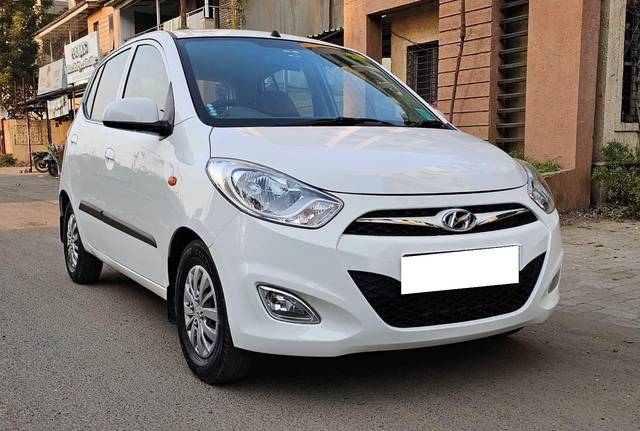 https://images10.gaadi.com/usedcar_image/4327434/original/processed_84f9ecb714202486f5b8fffb1609fadf.jpg?imwidth=6400