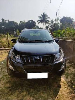 Mahindra XUV500 Mahindra XUV500 R W10 FWD