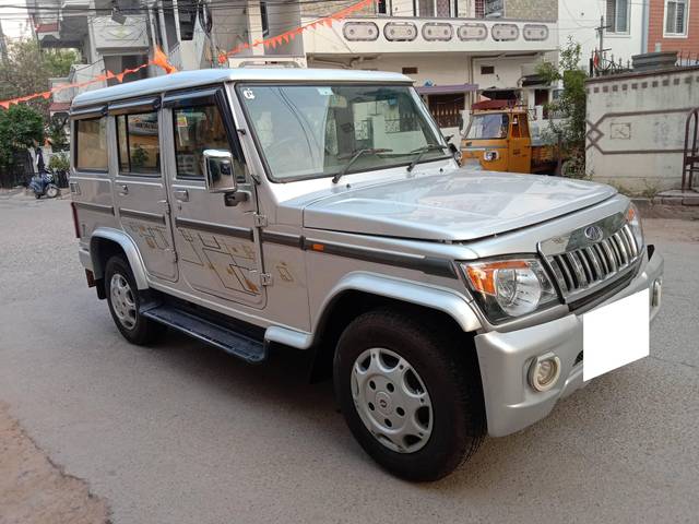 https://images10.gaadi.com/usedcar_image/4327472/original/processed_22c4e6dfcef00cb10bd9b65fb2929dd8.jpg?imwidth=6400