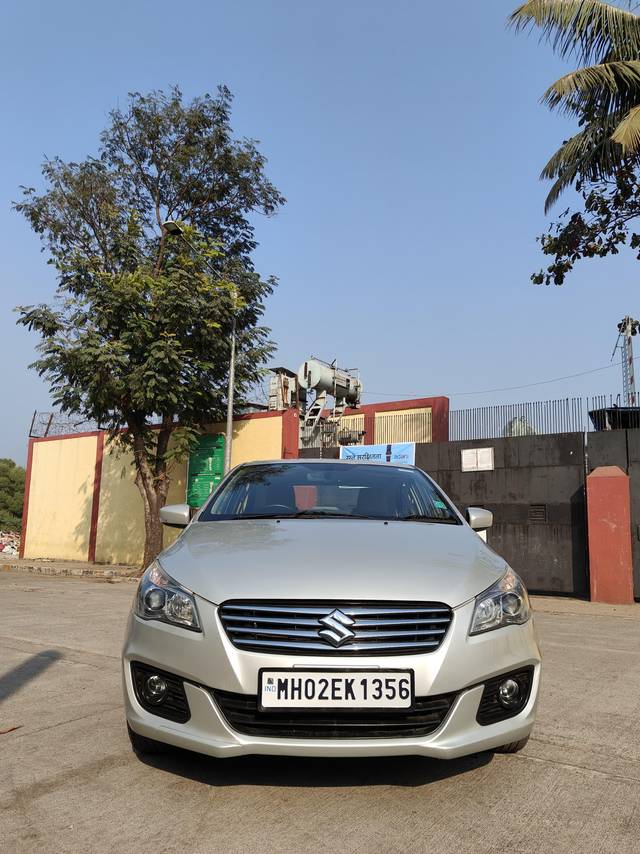 https://images10.gaadi.com/usedcar_image/4327501/original/processed_812c994b5ad68ec128121319f7338667.jpg?imwidth=6400