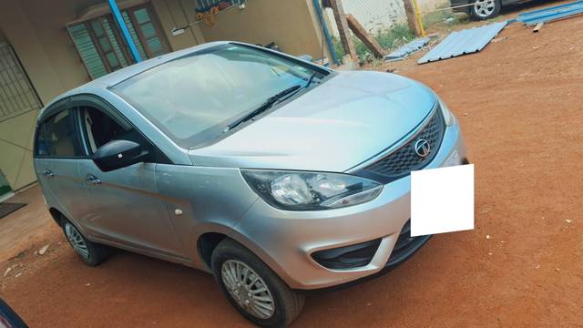 https://images10.gaadi.com/usedcar_image/4327517/original/processed_88eaae8b66c9f4332de83b613d0916aa.jpg?imwidth=6400