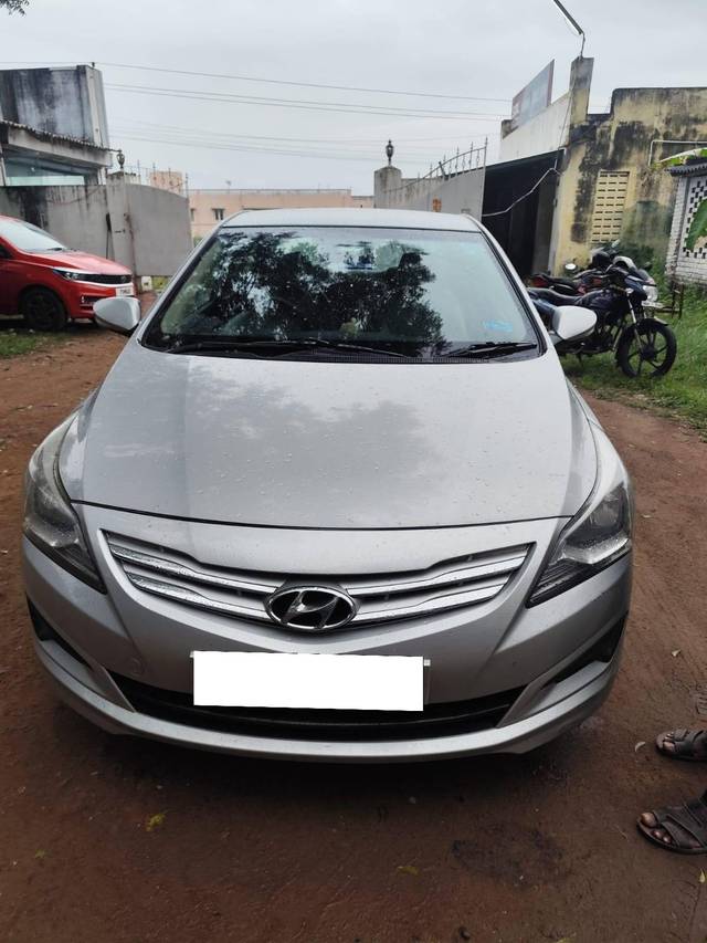 https://images10.gaadi.com/usedcar_image/4327545/original/processed_eaa8fd41528d183602b91fe46fd24fa1.jpg?imwidth=6400