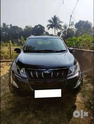 Mahindra XUV500 Mahindra XUV500 R W10 FWD