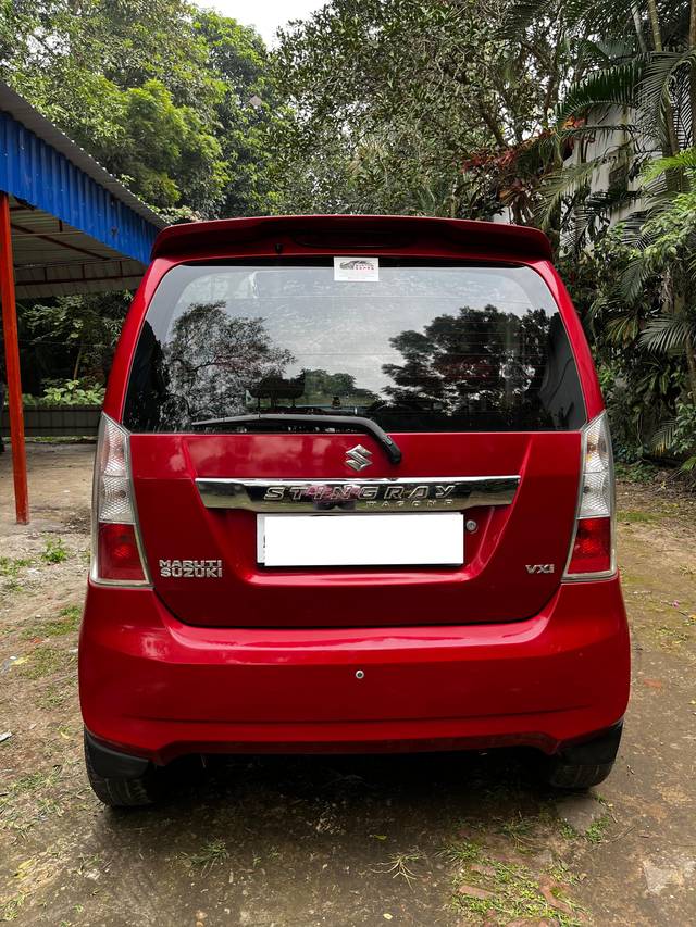 https://images10.gaadi.com/usedcar_image/4327568/original/processed_22b5cab24b336d4c48c9ea6884438171.jpg?imwidth=6402