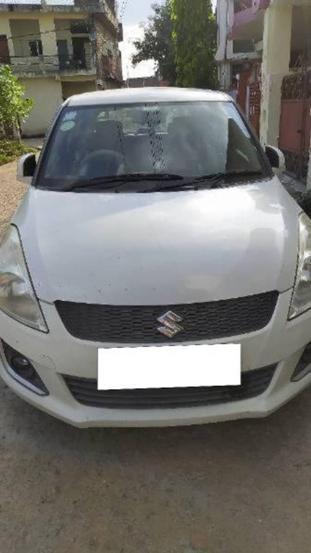 https://images10.gaadi.com/usedcar_image/4327591/original/processed_0f854457-fe65-4db2-8e7a-d05588e43028.jpg?imwidth=6400