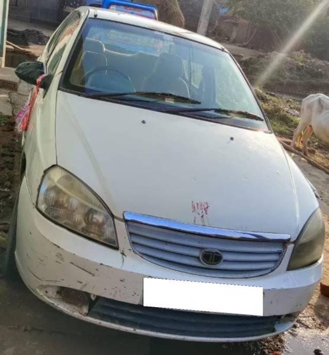 https://images10.gaadi.com/usedcar_image/4327647/original/processed_15691290-c040-46de-a194-ad57e159c978.jpg?imwidth=6402