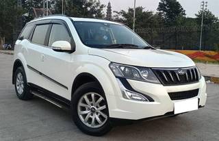 Mahindra XUV500 Mahindra XUV500 W10 2WD