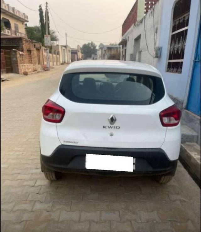 https://images10.gaadi.com/usedcar_image/4327749/original/processed_6b9ba864-fc08-40ef-9685-47d260ec3cc6.jpg?imwidth=6401