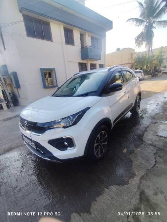 https://images10.gaadi.com/usedcar_image/4327844/original/processed_4a903cc3-586e-406a-b25d-c87b9b5e976d.jpg?imwidth=6402