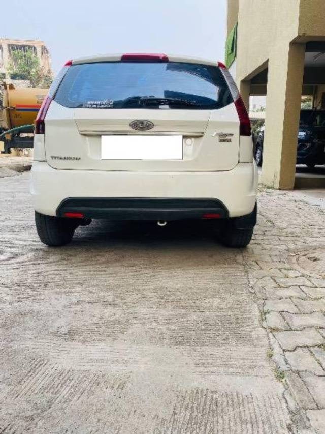 https://images10.gaadi.com/usedcar_image/4327910/original/processed_69fd4b94-25fd-4ec7-8627-84f30e161a4c.jpeg?imwidth=6401