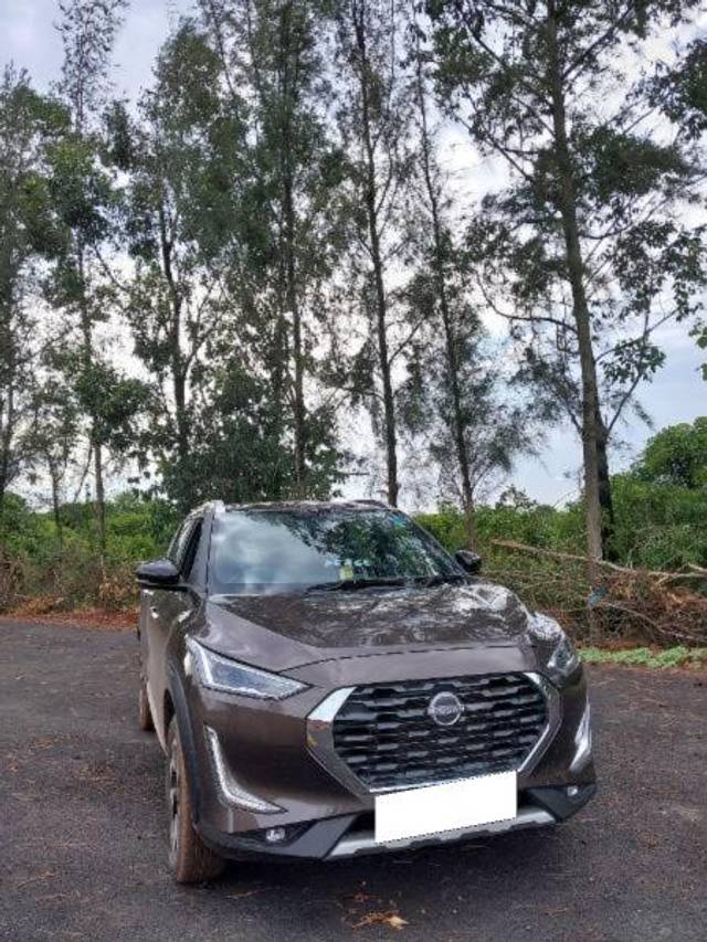 https://images10.gaadi.com/usedcar_image/4327985/original/processed_d067ed7b-5218-43c8-8182-59c06024bfd2.jpg?imwidth=6400