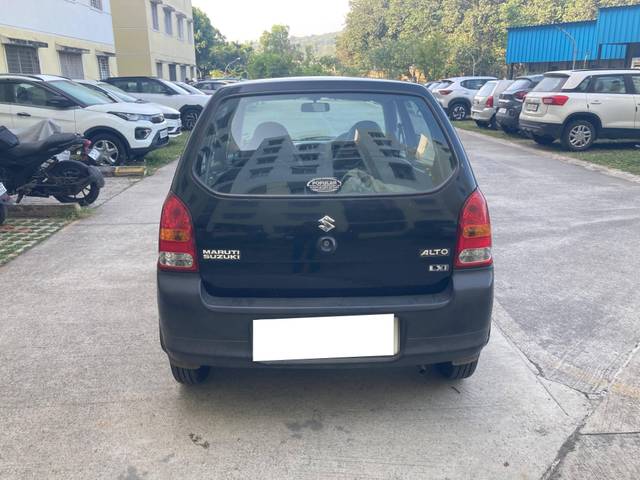 https://images10.gaadi.com/usedcar_image/4328001/original/processed_6ebf87e5-0633-480a-b156-10176194cb3b.jpg?imwidth=6401