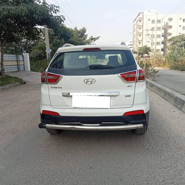 https://images10.gaadi.com/usedcar_image/4328126/original/processed_d54407c83e48084391535cb1a8750040.jpg?imwidth=6401