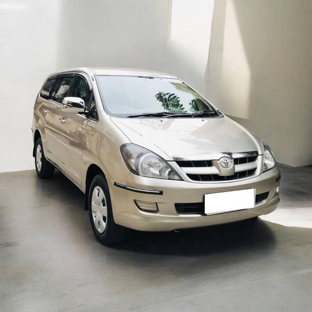 https://images10.gaadi.com/usedcar_image/4328127/original/processed_126abca5837d1c44586801365fc559c5.jpg?imwidth=6401