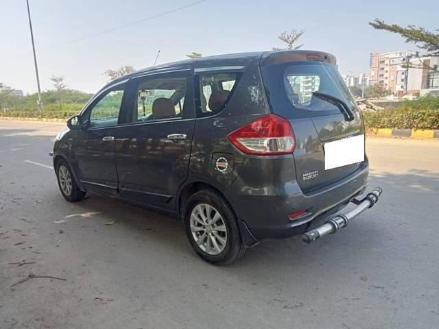 https://images10.gaadi.com/usedcar_image/4328475/original/processed_94063a842eca784241b8ca0e38469649.jpg?imwidth=6402