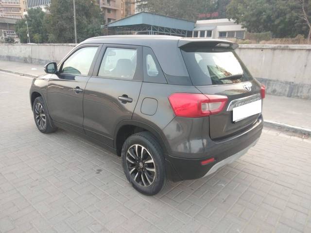 https://images10.gaadi.com/usedcar_image/4328515/original/processed_54b9275d58dc9b71757b30989b923d66.jpg?imwidth=6402