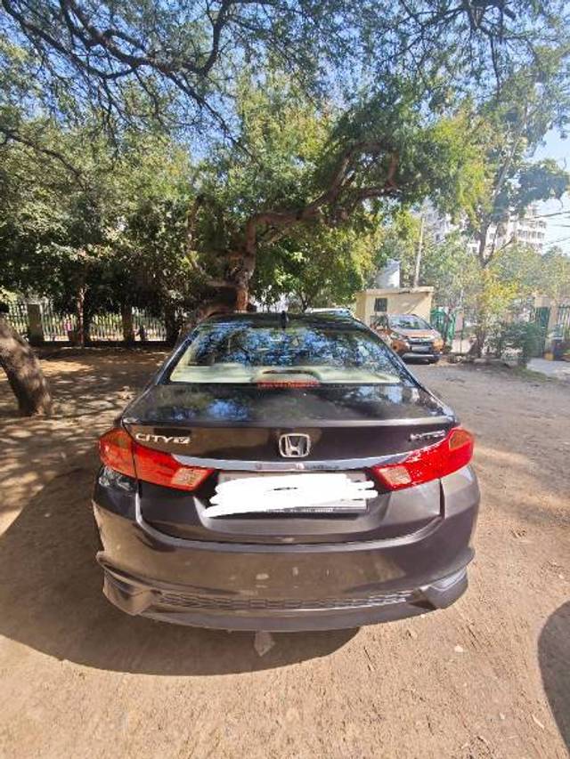 https://images10.gaadi.com/usedcar_image/4328519/original/4803c91a4fcfcbe0ae510c1ce6be9228.jpg?imwidth=6401