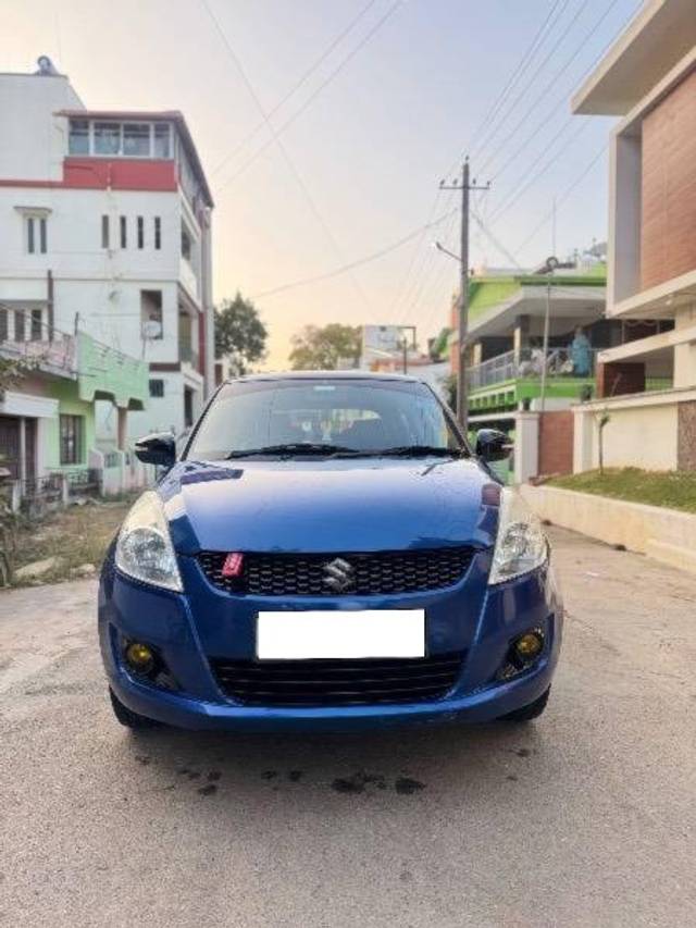 https://images10.gaadi.com/usedcar_image/4328575/original/processed_38af0da7-c870-4396-9f76-71272cf5f8d1.jpg?imwidth=6400