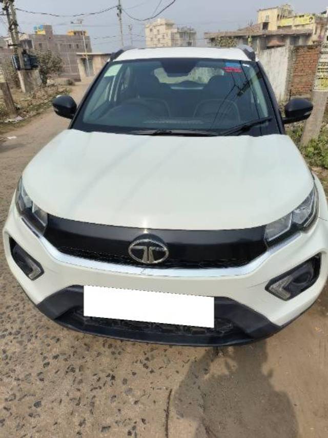 https://images10.gaadi.com/usedcar_image/4328601/original/processed_2ebef0f4-17ae-4e07-b010-e3d29d3afa63.jpg?imwidth=6400