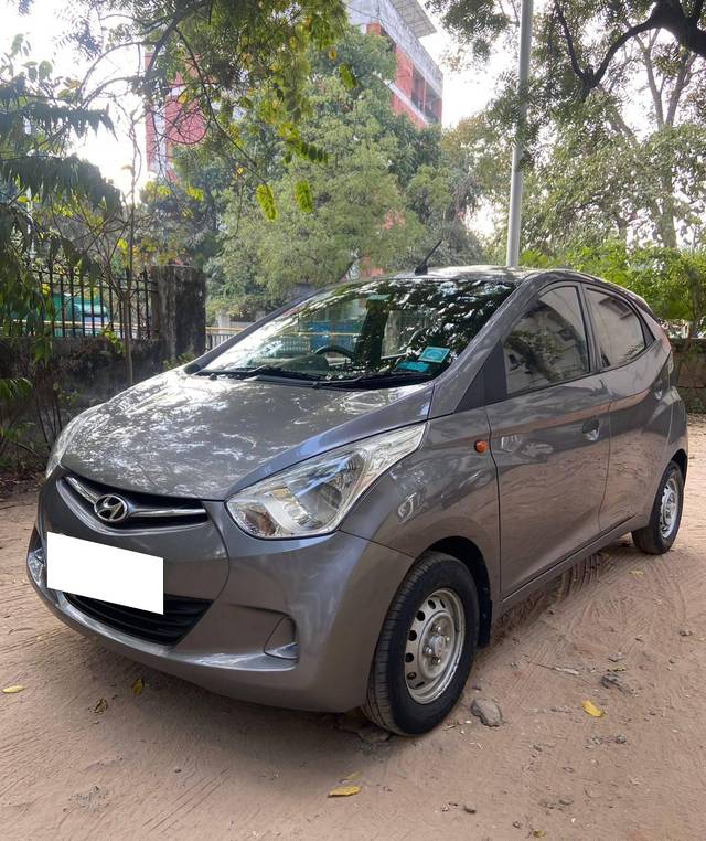 https://images10.gaadi.com/usedcar_image/4328643/original/processed_5d9a58741c28b4e58bfa3433dbeeea21.jpg?imwidth=6402