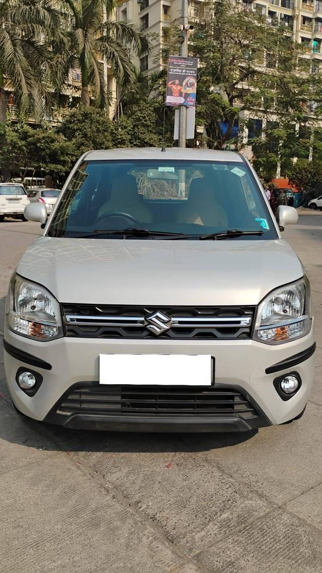 https://images10.gaadi.com/usedcar_image/4328654/original/processed_3c73af78bbb524e83b1baae217ae1e0f.jpg?imwidth=6402