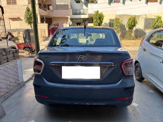 https://images10.gaadi.com/usedcar_image/4328705/original/b217d5fea5fd9c9c959b96f36fd53240.jpg?imwidth=6401