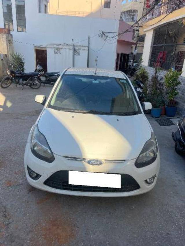 https://images10.gaadi.com/usedcar_image/4328777/original/30e2c42509d90969bb2ba636e8423951.jpg?imwidth=6400