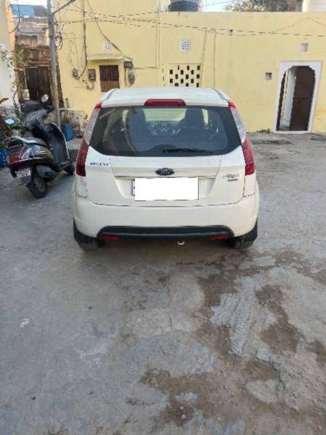 https://images10.gaadi.com/usedcar_image/4328777/original/f8dc329088c43808a081993207edafb7.jpg?imwidth=6401