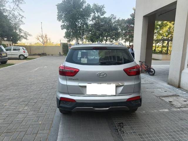 https://images10.gaadi.com/usedcar_image/4328778/original/b45781b2d3b6aa7bfb3b09e240aaf18d.jpg?imwidth=6401