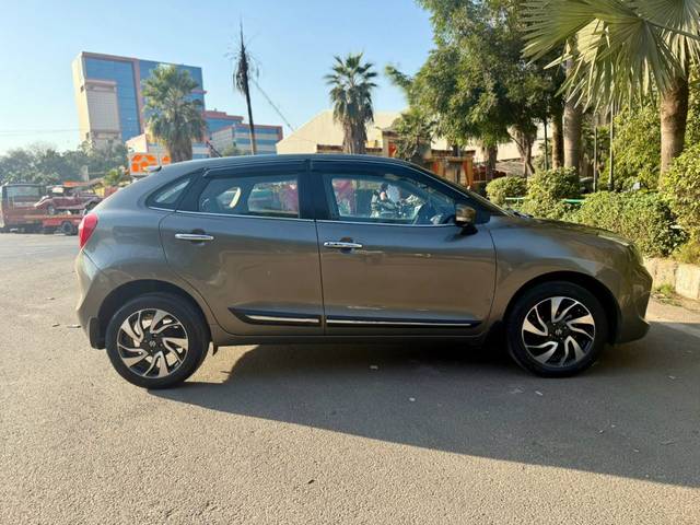 https://images10.gaadi.com/usedcar_image/4328888/original/e20bb04c36bd3fede36e30c065d78985.jpg?imwidth=6401