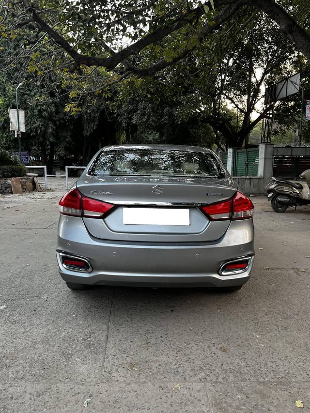 https://images10.gaadi.com/usedcar_image/4328926/original/processed_90b39726a20ac30fc936e609fefa4fa6.jpeg?imwidth=6402