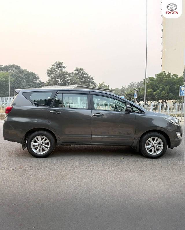 https://images10.gaadi.com/usedcar_image/4328946/original/processed_79ec40c9c57dee123def1d91d8f4a6fa.jpg?imwidth=6401