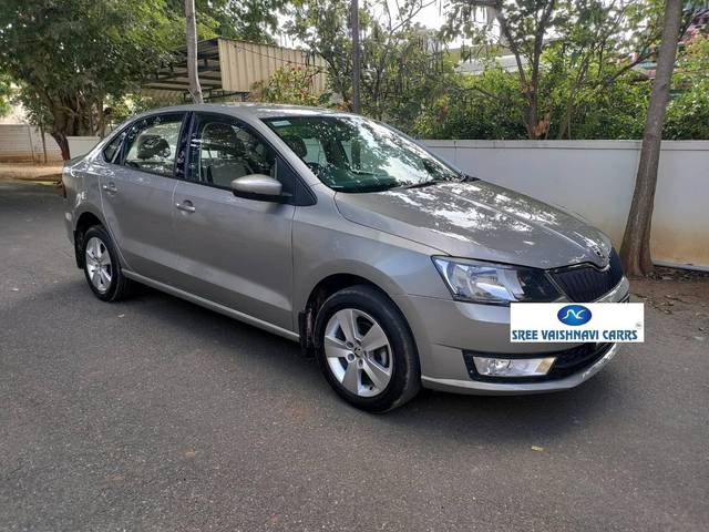 https://images10.gaadi.com/usedcar_image/4329070/original/processed_66315b816b24e205a007f33ef008ea96.jpg?imwidth=6400