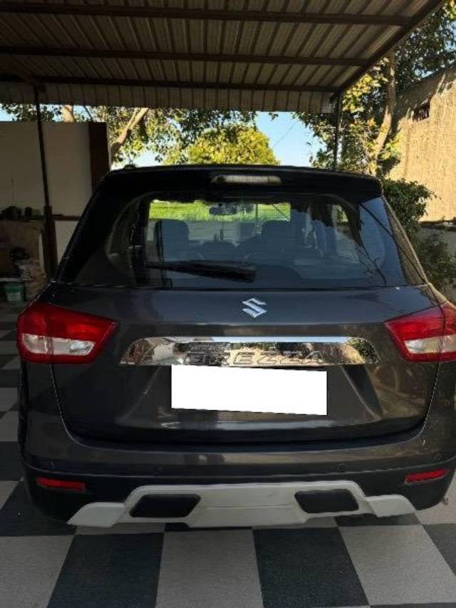 https://images10.gaadi.com/usedcar_image/4329182/original/processed_03fa2d5f-3d6c-496e-9c0b-2edd552e078f.jpg?imwidth=6401