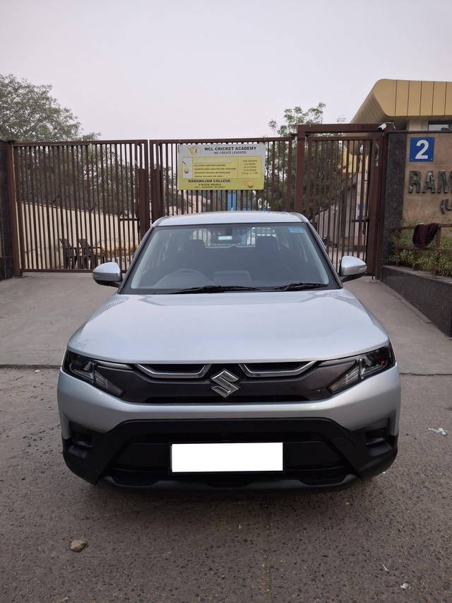 https://images10.gaadi.com/usedcar_image/4329197/original/processed_443f5955bcc4cdeaaa48dec012bec3c1.jpg?imwidth=6400