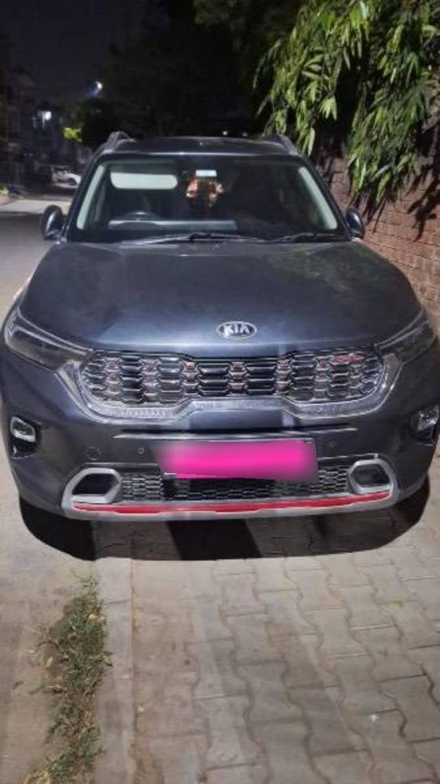 https://images10.gaadi.com/usedcar_image/4329241/original/processed_33670841-8345-4ef5-9896-1fb4175f8f33.jpeg?imwidth=6400