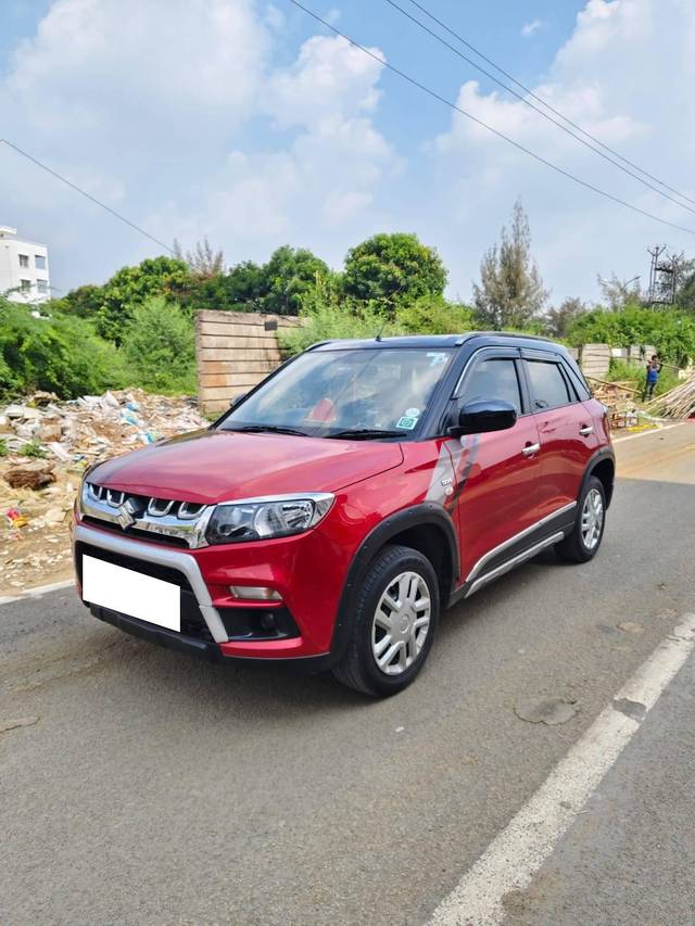 https://images10.gaadi.com/usedcar_image/4329277/original/processed_49dce8d9b8866cb0517216158f169aab.jpg?imwidth=6402