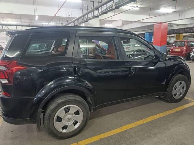 https://images10.gaadi.com/usedcar_image/4329416/original/processed_c4cb8ed1-1a7b-41b0-b694-bea58ee24205.jpg?imwidth=6402