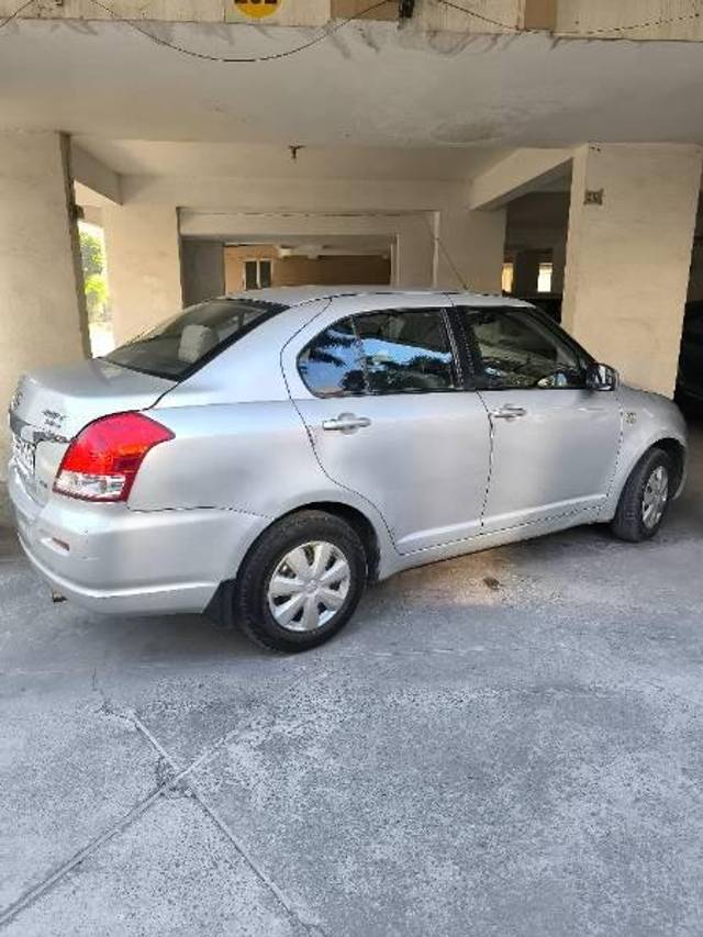 https://images10.gaadi.com/usedcar_image/4329492/original/processed_d07fd904-6bdf-4ca4-ad52-87bc09c8daae.jpg?imwidth=6401