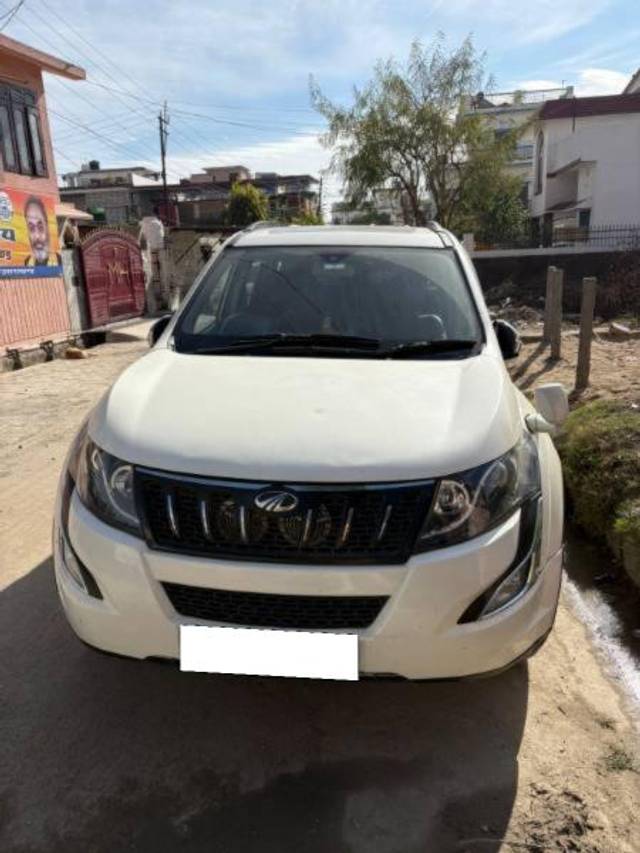 https://images10.gaadi.com/usedcar_image/4329529/original/processed_5a131996-8afc-4f33-a2e5-d9d8459f5902.jpg?imwidth=6402