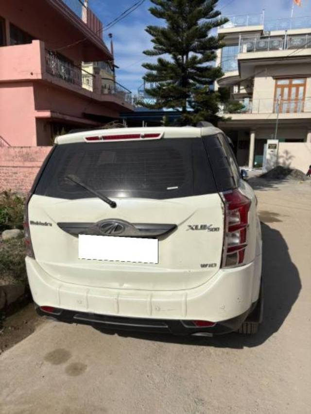 https://images10.gaadi.com/usedcar_image/4329529/original/processed_e56b6c16-891b-46c0-a3ba-53292744db85.jpg?imwidth=6401