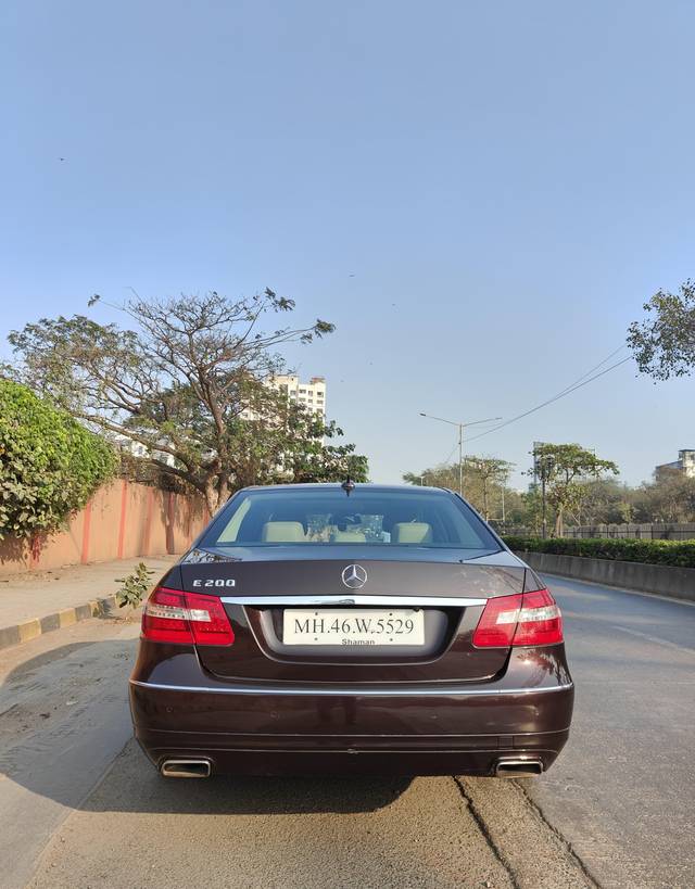 https://images10.gaadi.com/usedcar_image/4329635/original/processed_9cba3d3ab0db4e53b355234e659e4fa6.jpg?imwidth=6402