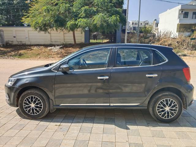 https://images10.gaadi.com/usedcar_image/4329674/original/c0dc52aece4206ff053ee0748a77a38c.jpg?imwidth=6402