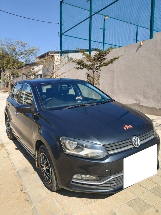 https://images10.gaadi.com/usedcar_image/4329674/original/processed_d81ed357ef76efa07ebe35ef5dbd30d4.jpg?imwidth=6400