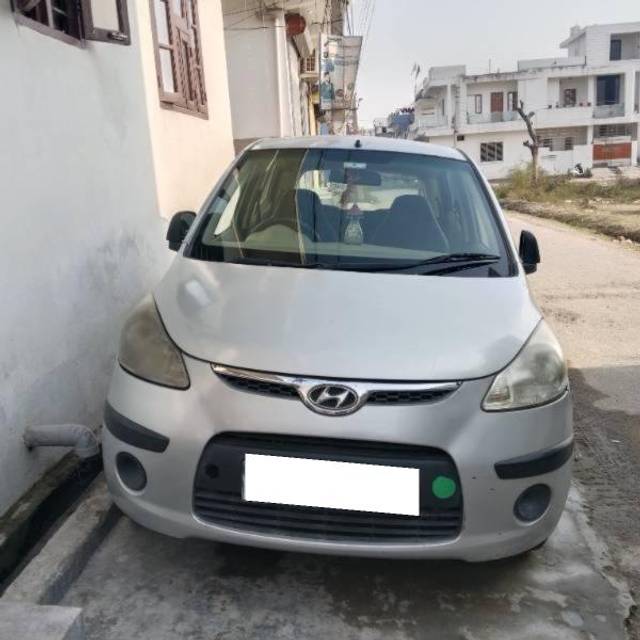 https://images10.gaadi.com/usedcar_image/4329703/original/processed_c38eb173-f0d0-43bb-9aa1-bb44a46a626e.jpg?imwidth=6400