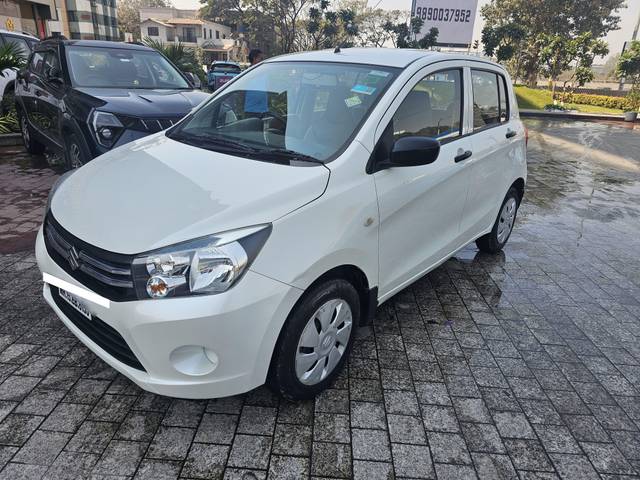 https://images10.gaadi.com/usedcar_image/4329704/original/processed_6253cf35292fea355b605f528f477870.jpg?imwidth=6400