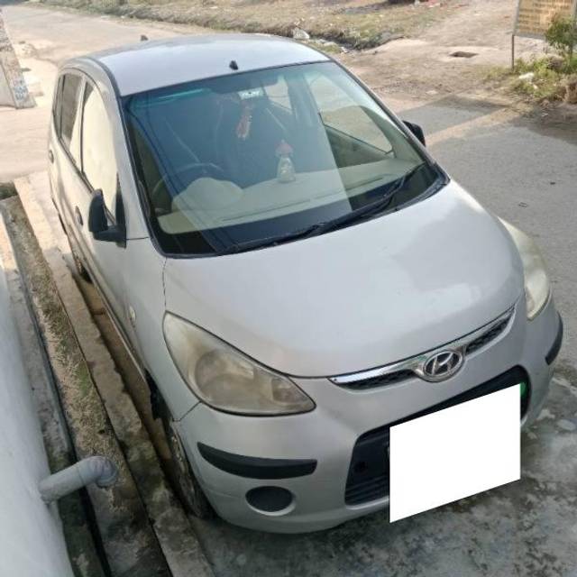 https://images10.gaadi.com/usedcar_image/4329716/original/processed_67667c0b-2607-4d57-be2c-04c81db73197.jpg?imwidth=6400