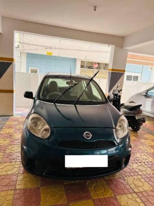 https://images10.gaadi.com/usedcar_image/4329721/original/processed_5928b2fd-da61-4bb2-90c4-82725b147562.jpg?imwidth=6400